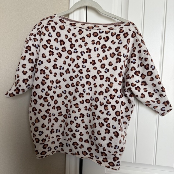 Ann Taylor Brown, Blue, and Cream Leopard Print Short Sleeve Sweater Size M - Picture 1 of 4